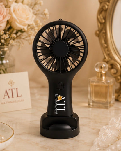 It Girl Fan