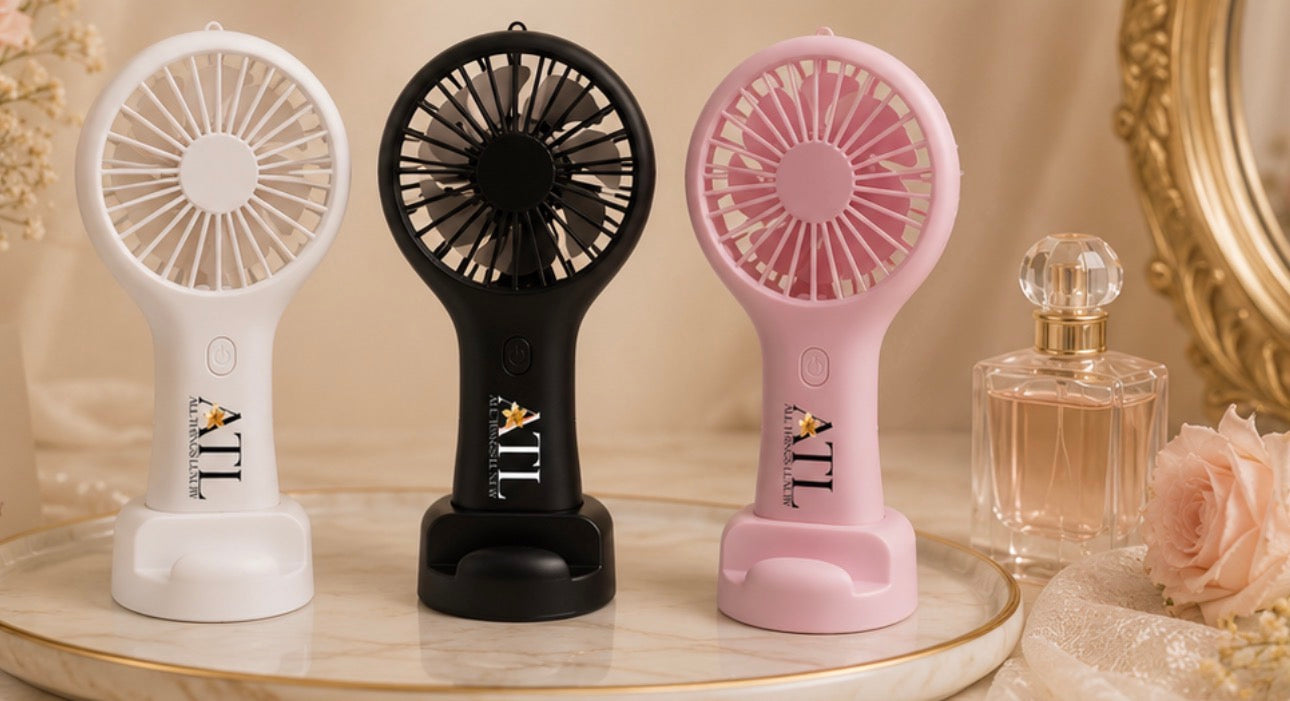 It Girl Fan